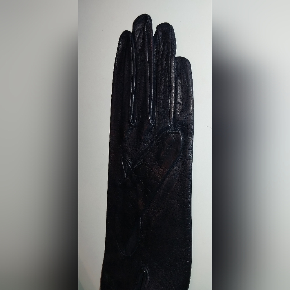 Lambskin Leather Gloves, Sleek For Driving & Sophidticated For Fashion, S